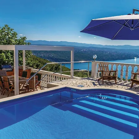8 Bedroom Beautiful In Holiday home Matulji